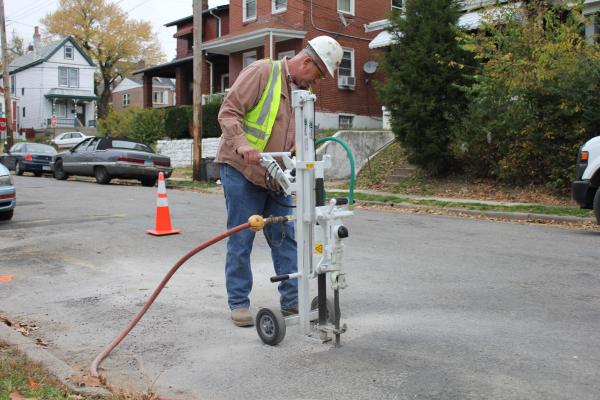 Minnich Hornet Utility Drill | Construction Equipment